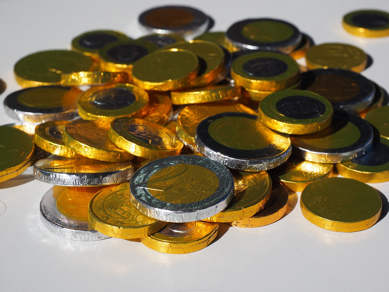 money, coins, chocolate thaler, chocolate coins, euros, gold, silver, darling, precious, coin money, hard money, loose change, currency, euro, cash