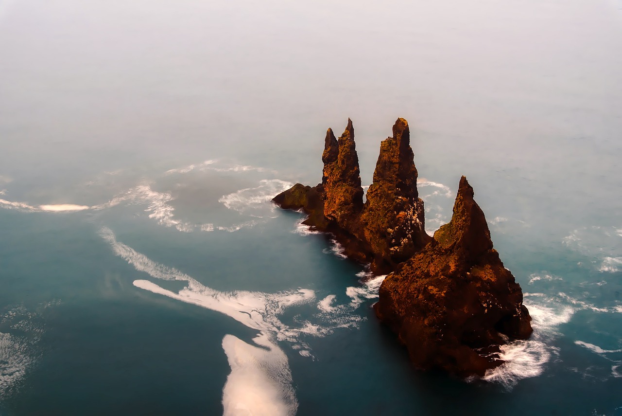 iceland, sea, ocean, water, formations, outcrop, crag, rock, outdoors, peaks, hdr