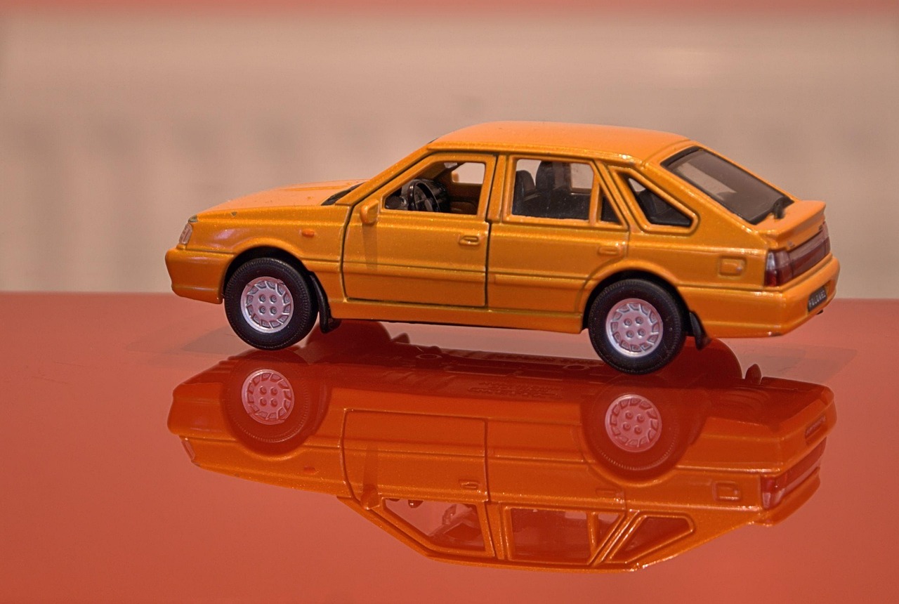 model, polonaise, car, automatic, orange