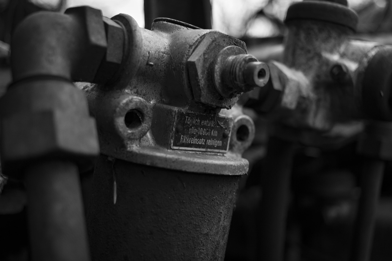 industry, machine, technology, old machine, old, stole, mechanics, iron, mechanically, transmission, drive, rust, metal, rusted, pump, to forget, lost place, engine, automobile, mercedes, bosch, part