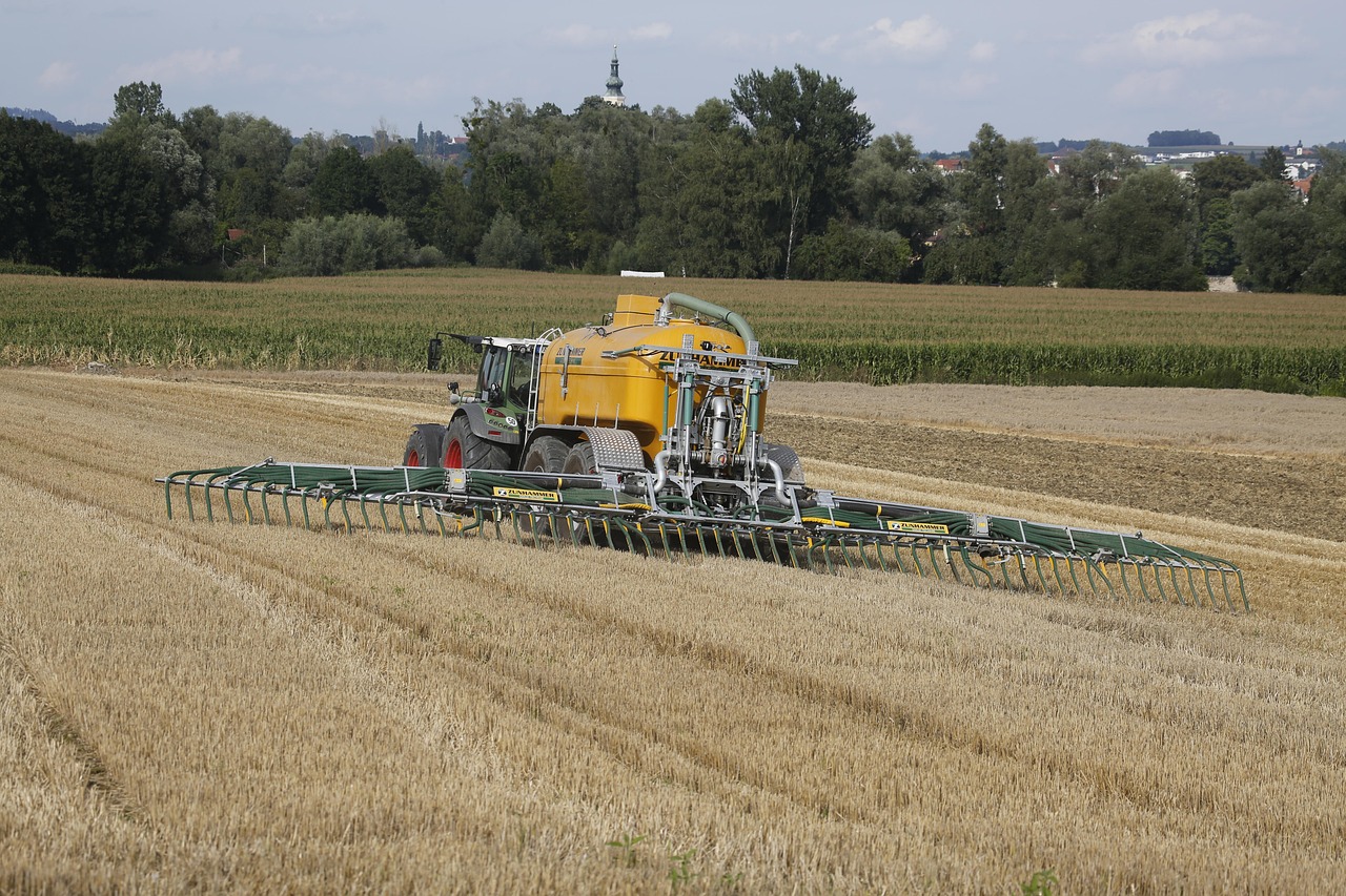 agriculture, slurry, fields, fertilization, fertilize, slurry tanker, slurry tank, manure, field work, nature