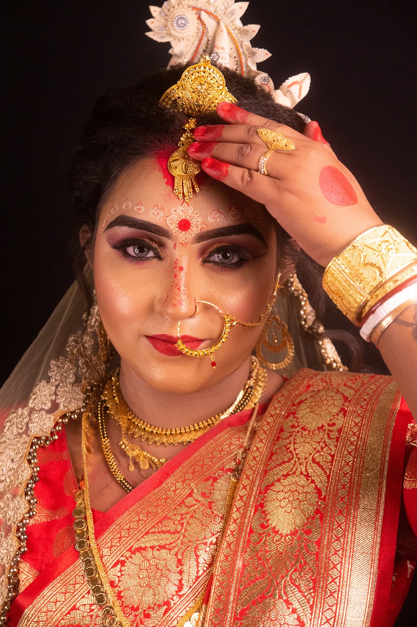 wedding, indian, bride, indian woman, indian bride, indian wedding, accessories, accessorize, model, portrait, indian model, fashion, style, outfit, indian fashion, makeup, cosmetics, face, smile, smiling, happy, young woman, woman, marriage, girl, female, jewelry, india, dress, sari, indian culture, culture, elegant, traditional
