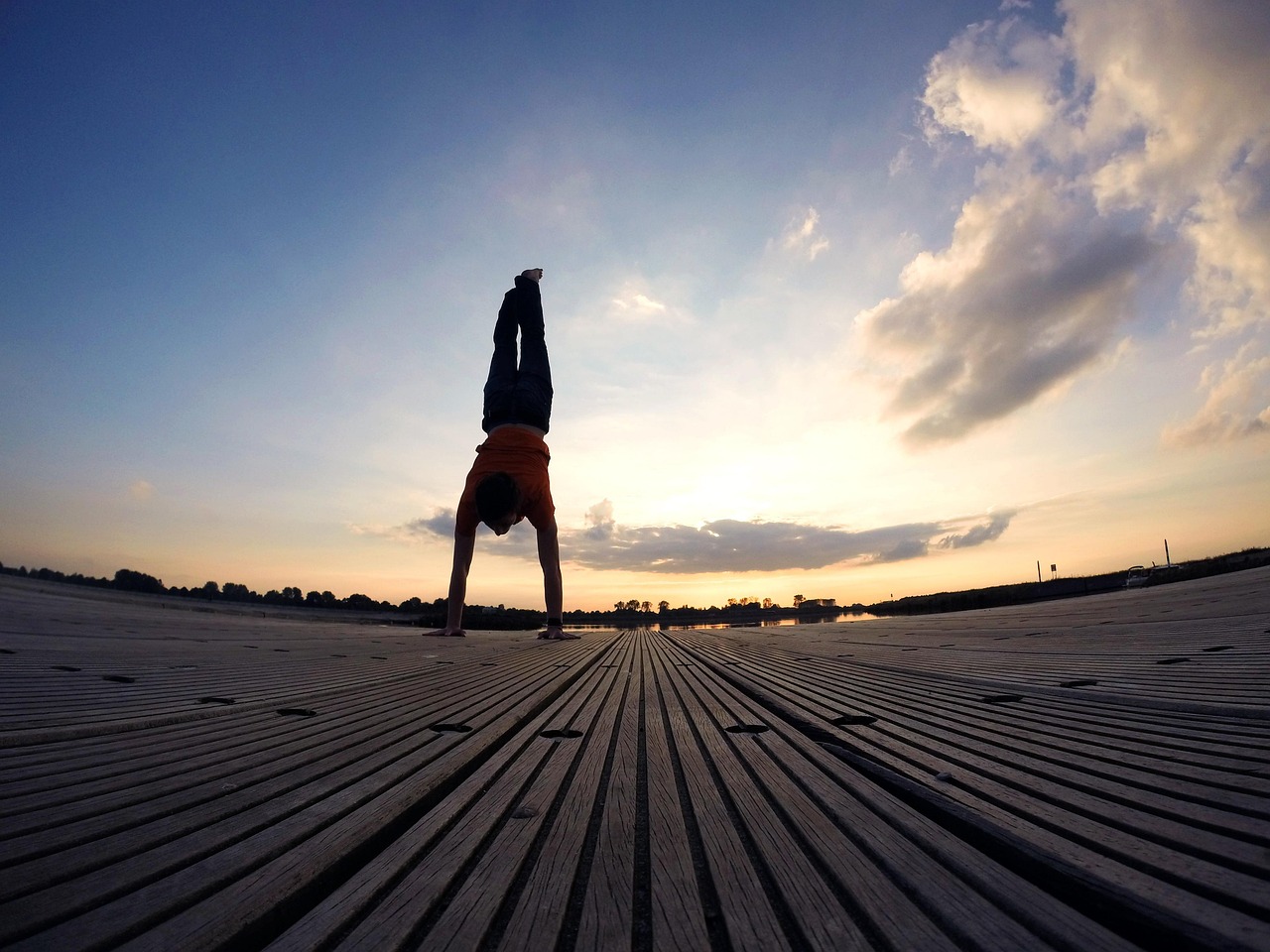 handstand, evening sky, beach, sun, summer, sunset, athletic, learn handstand, exercise, articulated