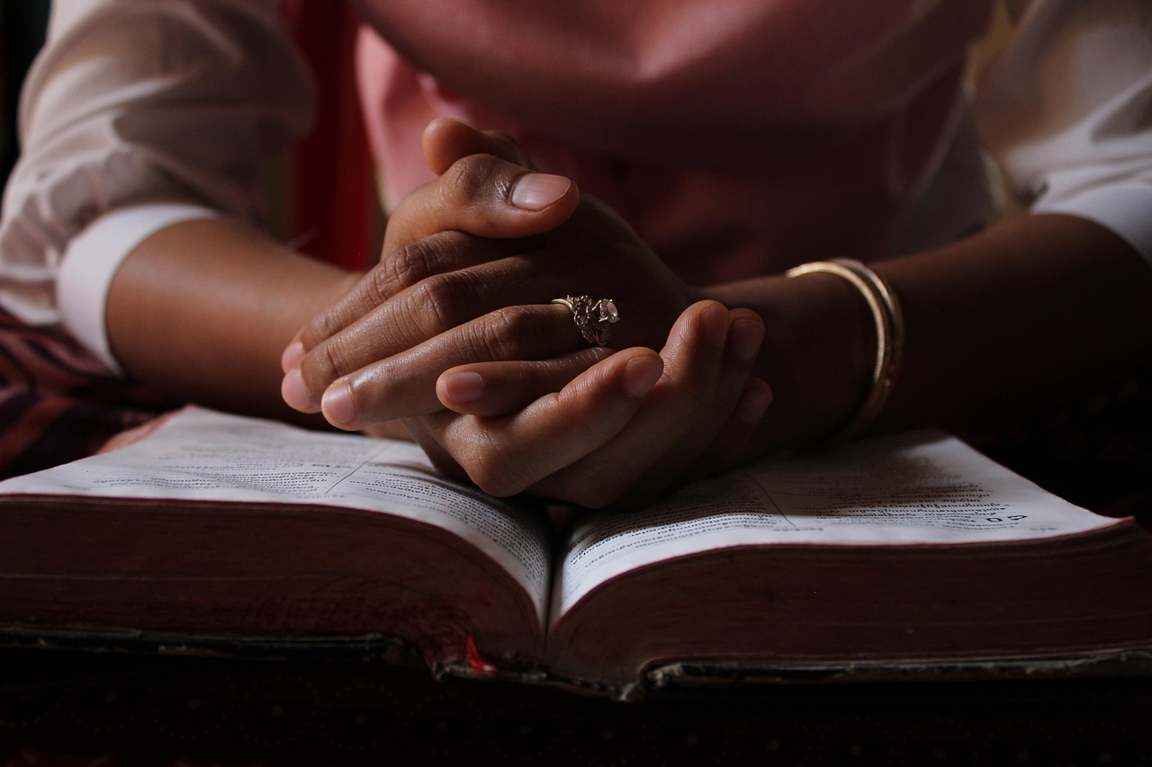 praying, bible, reading bible, worship, spiritual, book, christianity, khmer, cambodia
