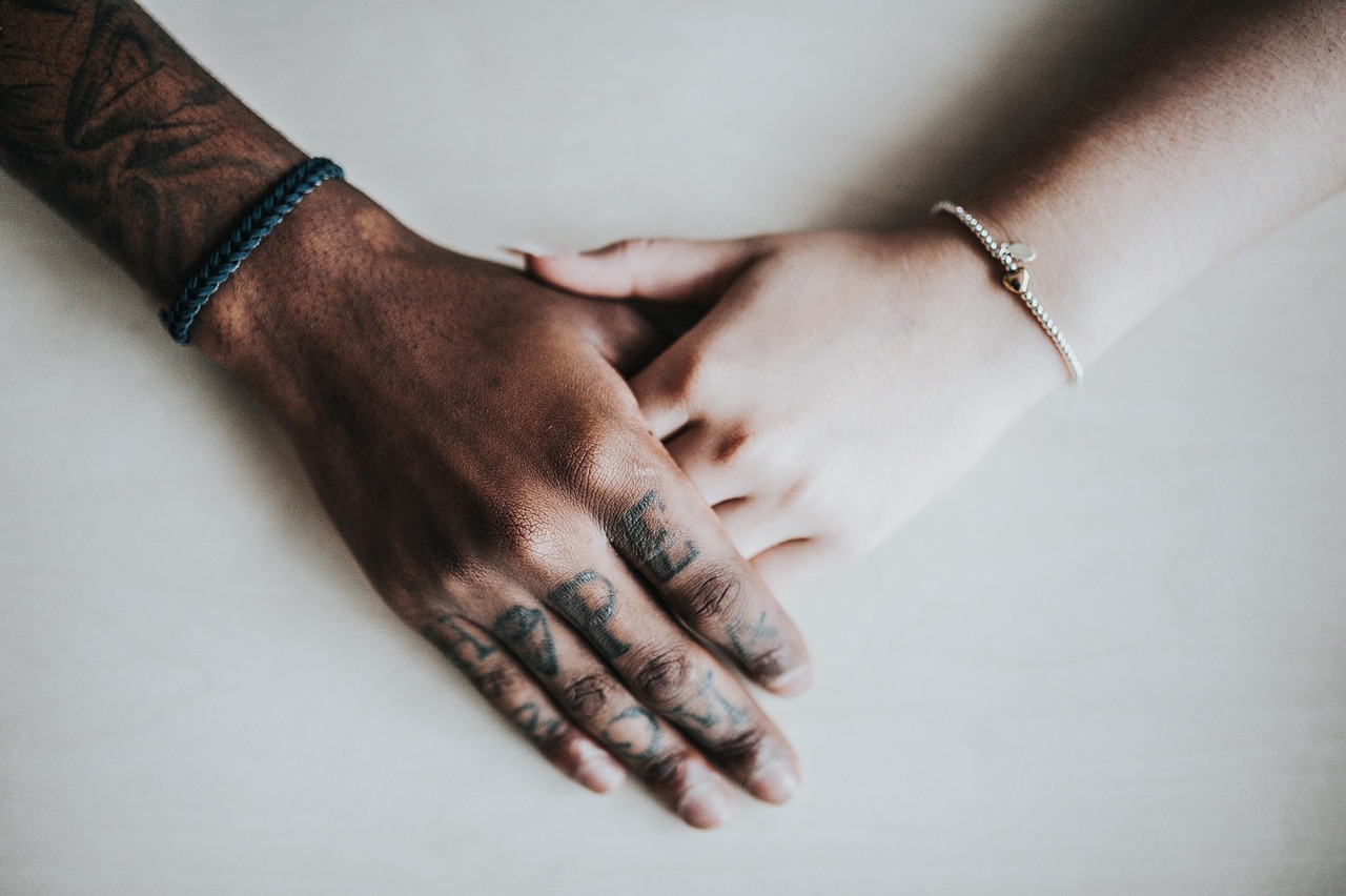 hands, holding, adults, bracelets, jewelries, accessories, accessorize, couple, lovers, man, woman, holding hands, love, partners, people, skin, togetherness, touch, feel, hold