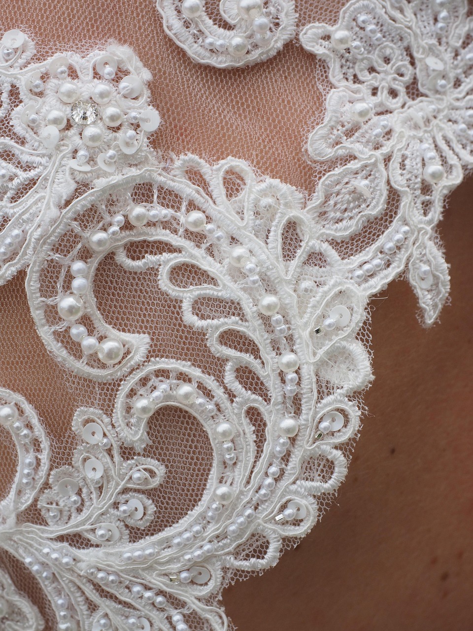 wedding dress, material, top, pearls, noble, beautiful, white, lace fabric, the back, bride, wedding, dress, bridal fashion, marriage, ornament, wedding styling, textile, fabric swatch, floral pattern, sequins