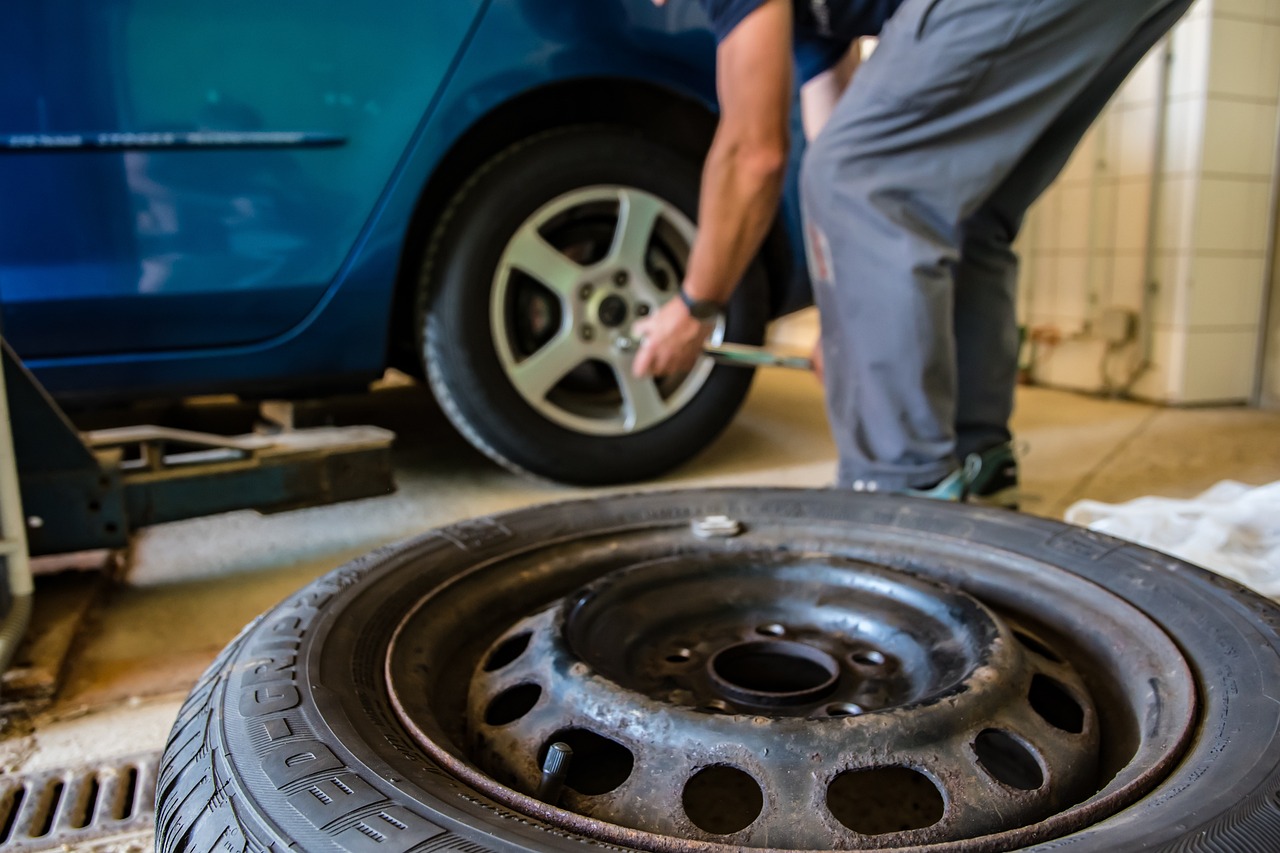 winter tires, tire service, automobile, tire, tyres, tire profile, security, workshop, summer tires