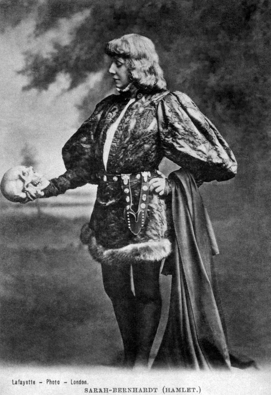 hamlet, william shakespeare, sarah baird, skull, skull and crossbones