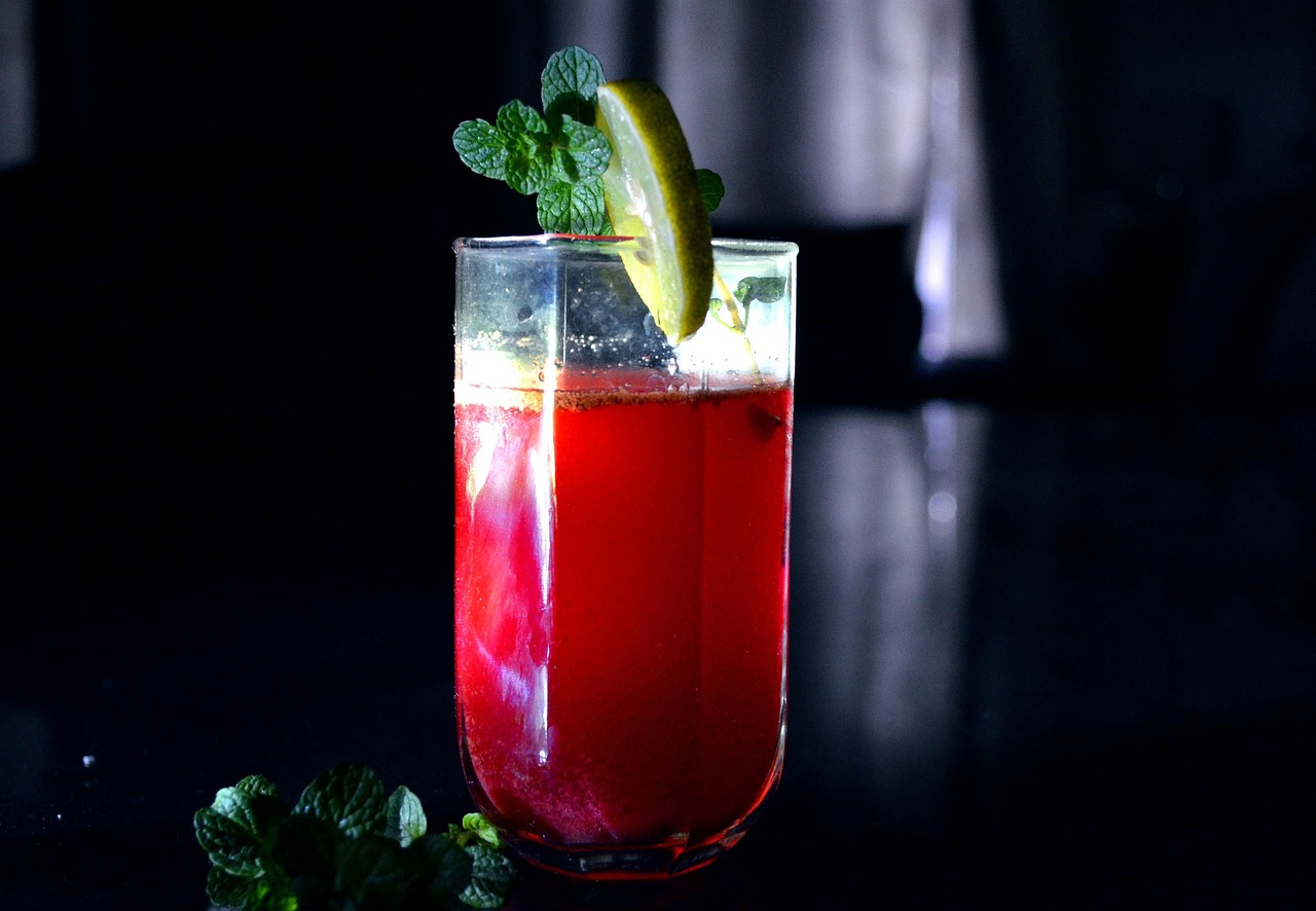 juice, apple, health, drink, glass, fresh, black health, black apple, black glass, black glasses