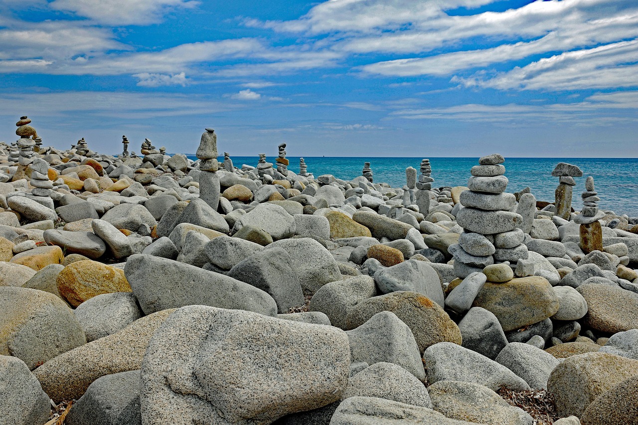 stack stones, stone balance, rock balance, stones balance, rock balancing, stack art, cairn, sardinia, spiaggia di capo carbonara, the beach of capo di carbonara