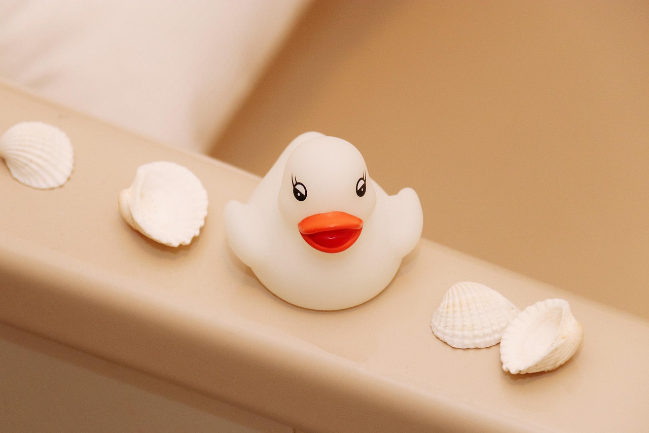 rubber duck, bath, rubber ducky, squeaky duck, bathing, toy