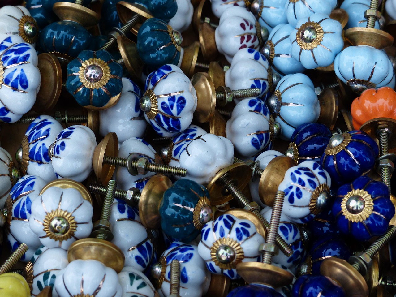 door handles, cabinet handles, cabinet knobs, möbelknäufe cabinet knobs, furniture handles, old, nostalgic, antique, blue