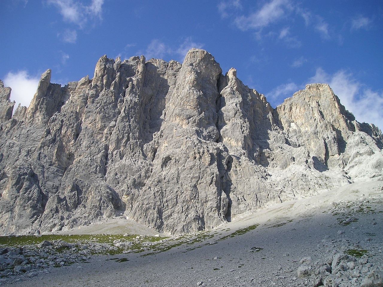 mountains, rätikon, druze tower, drusenfluh, climb, alpine climbing, mountain sports, extreme sports