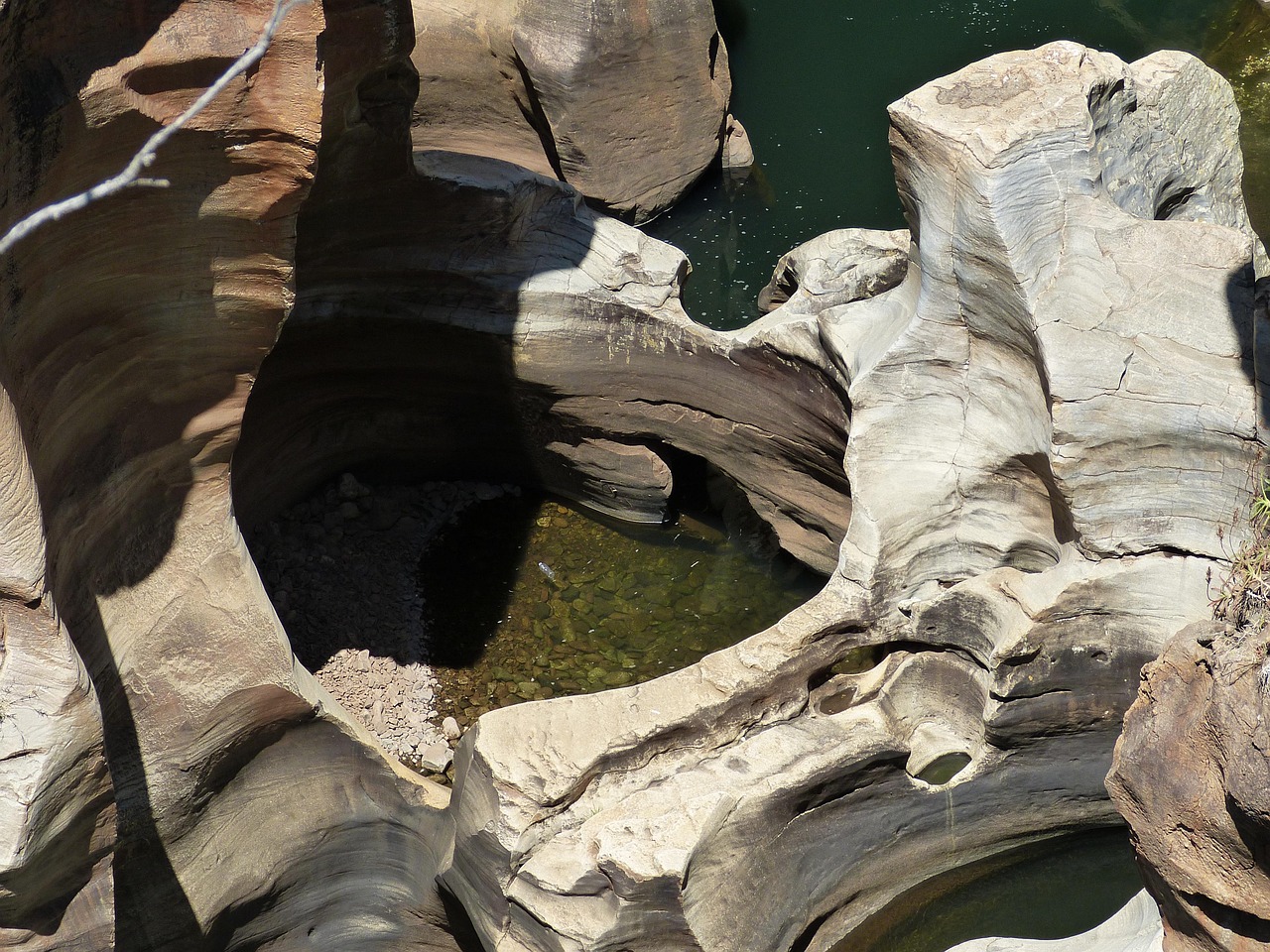 south africa, erosion, drakensberg mountains, panoramic route, flow, rock, hole, pothole, canyon, water, nature, landscape, waters