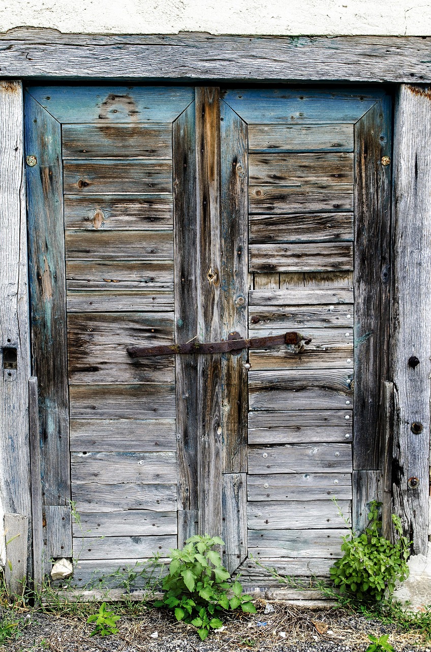 door, weathered, old, garden shed, lock, building, storage, wood