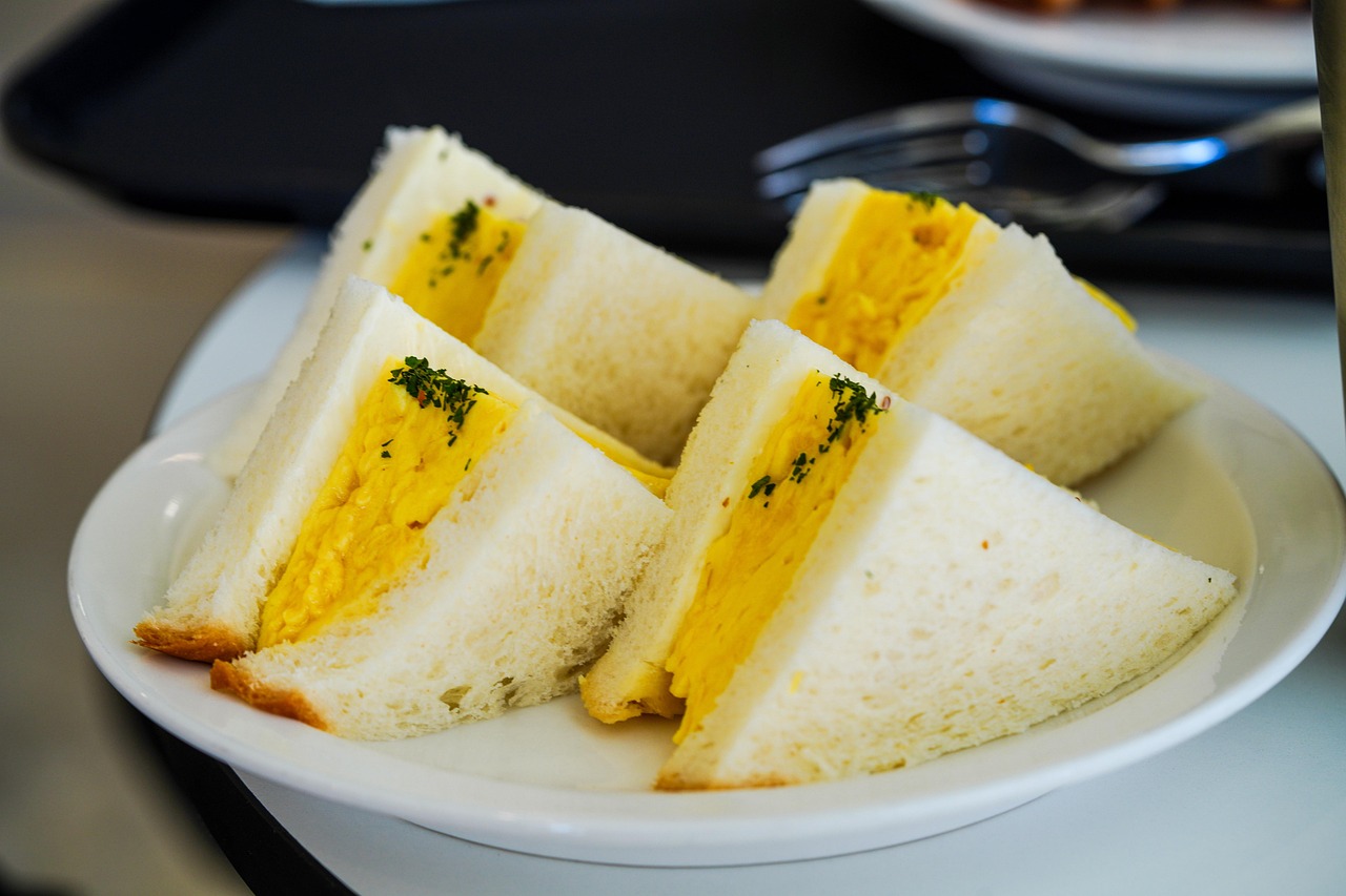 sandwich, egg, food, bread, lunch, brunch, dish, meal, cuisine, delicious, tasty