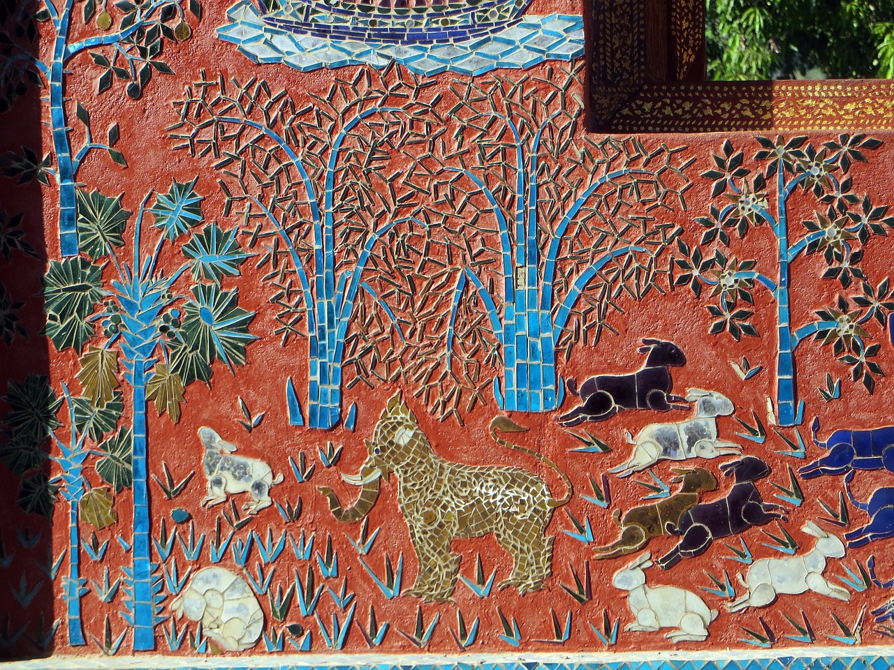 laos, luang prabang, vat sen soukharam, mosaic, mural, characters, stories, temple