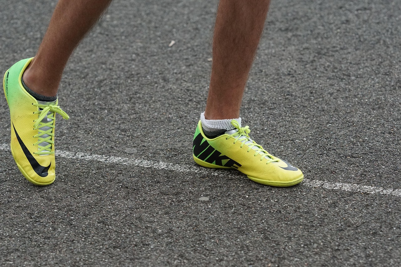 asphalt, line, sneakers, starting position, coloured