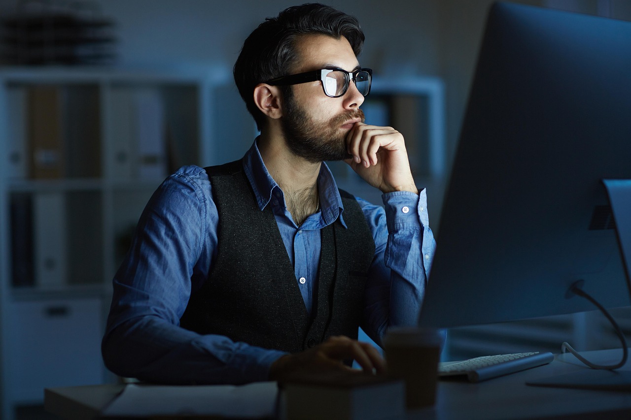 business, businessman, person, networking, browsing, designer, creative, young, adult, e-business, broker, planning, organization, job, manager, employee, specialist, profession, professional, corporate, office, workplace, executive, analyst, trader