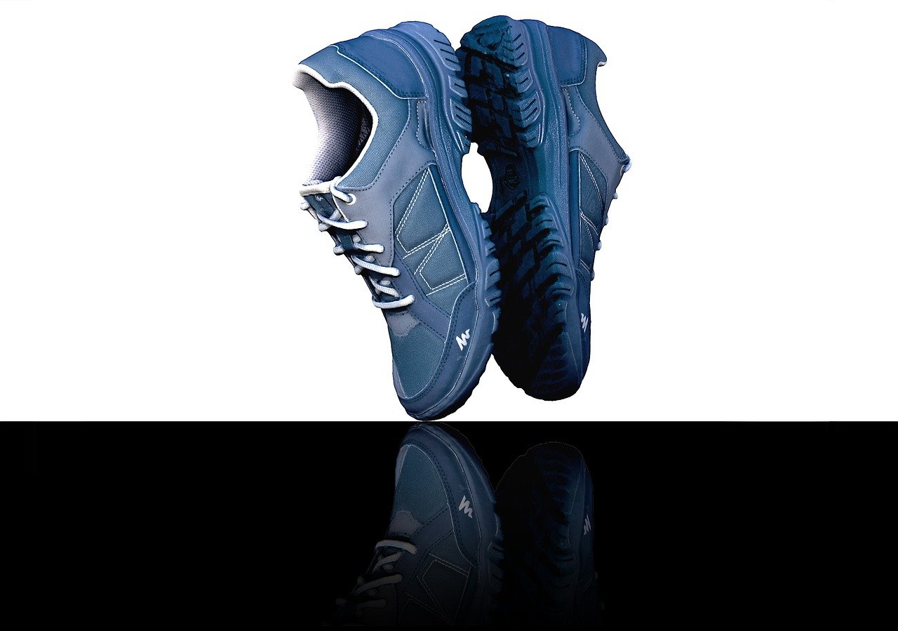 shoes, sneakers, sneaker, casual shoes, sports shoes, athletic, gray, laces, sports, 3d, image editing, alienation, graphic visualization, draft, rendering