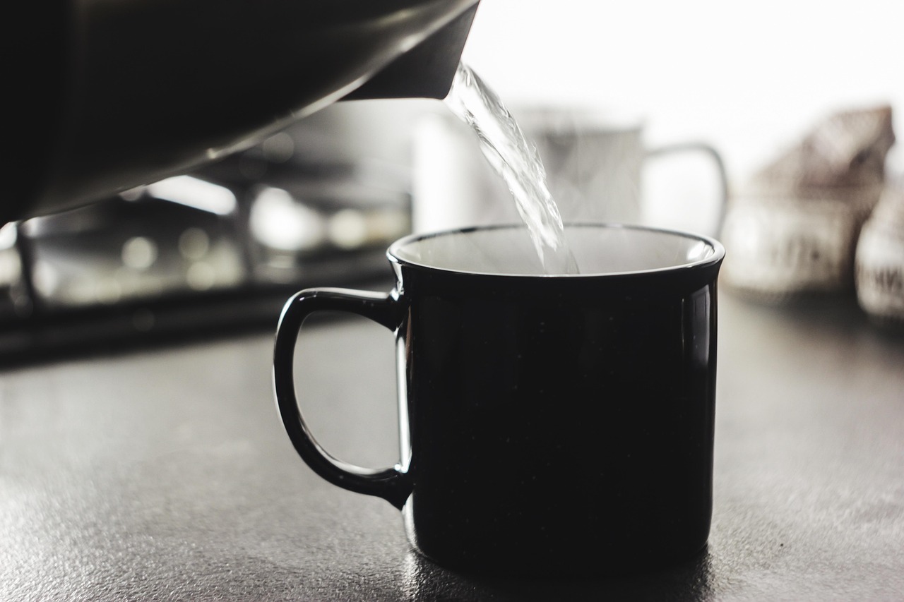 tea, cup, drink, teacup, tee, hot, kettle, pour, boiling water, kitchen