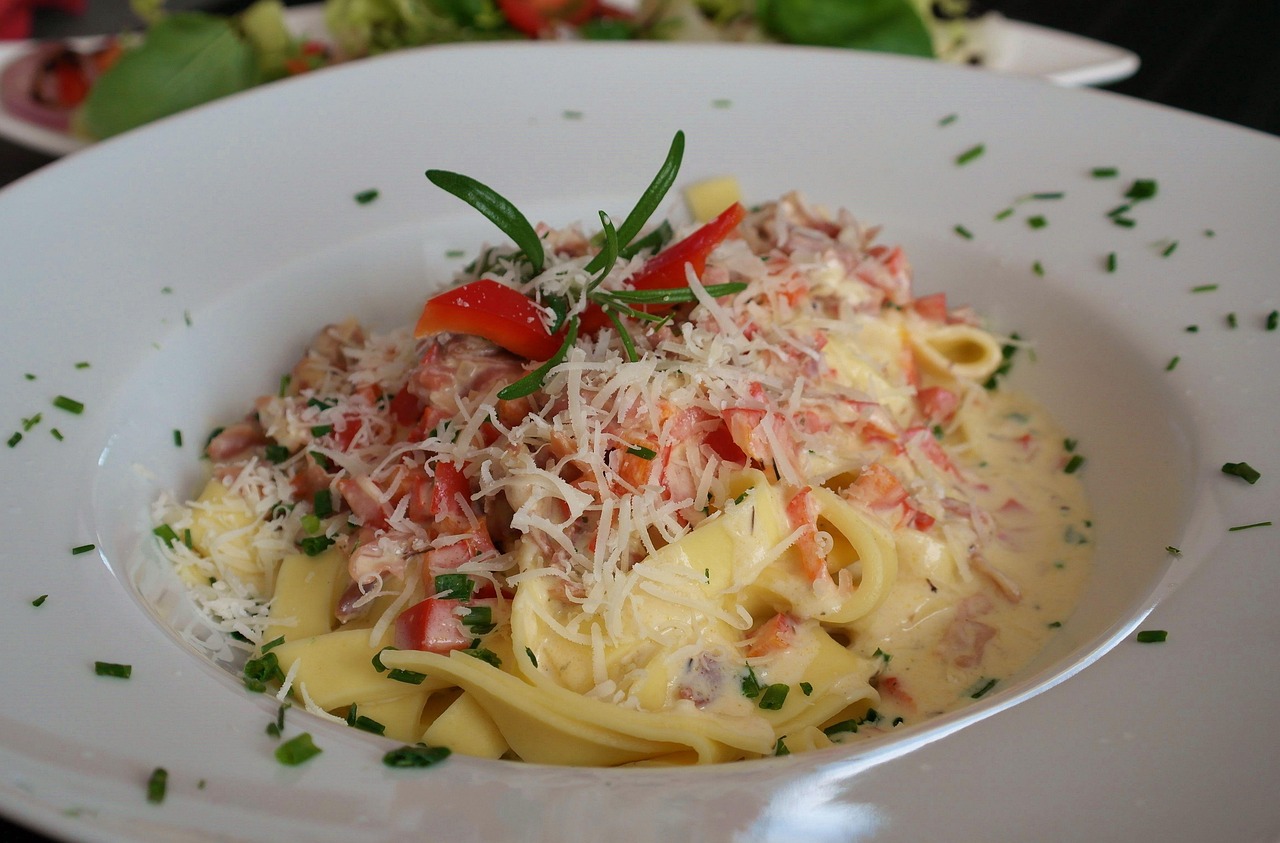 noodles, tagliatelle, meal, carbohydrates, cook, food, staple food