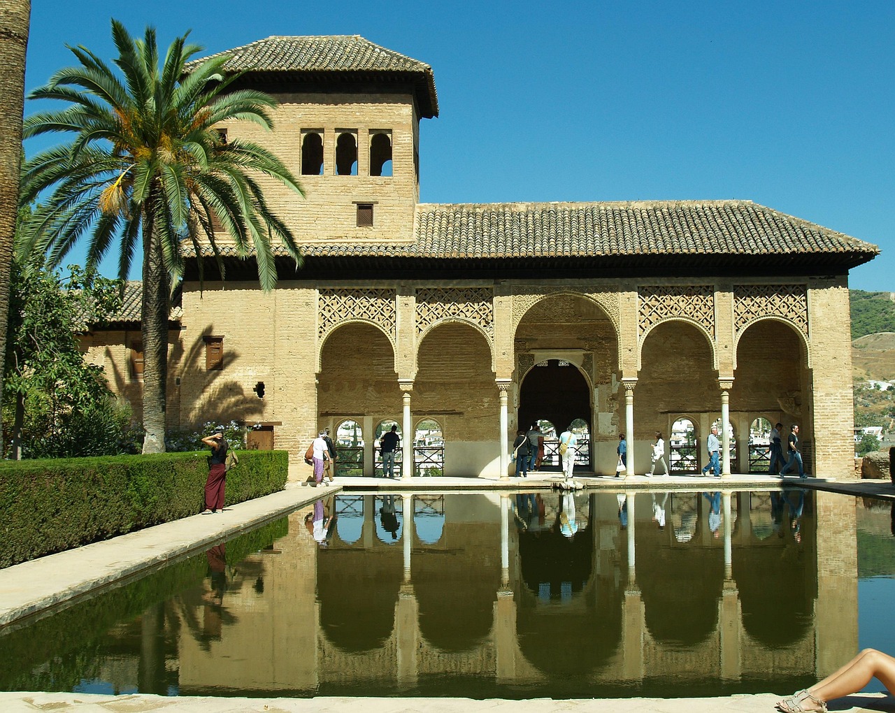 alhambra, pond, water, monument, generalife, granada, andalusia, spain, muslim art, arches, reflection