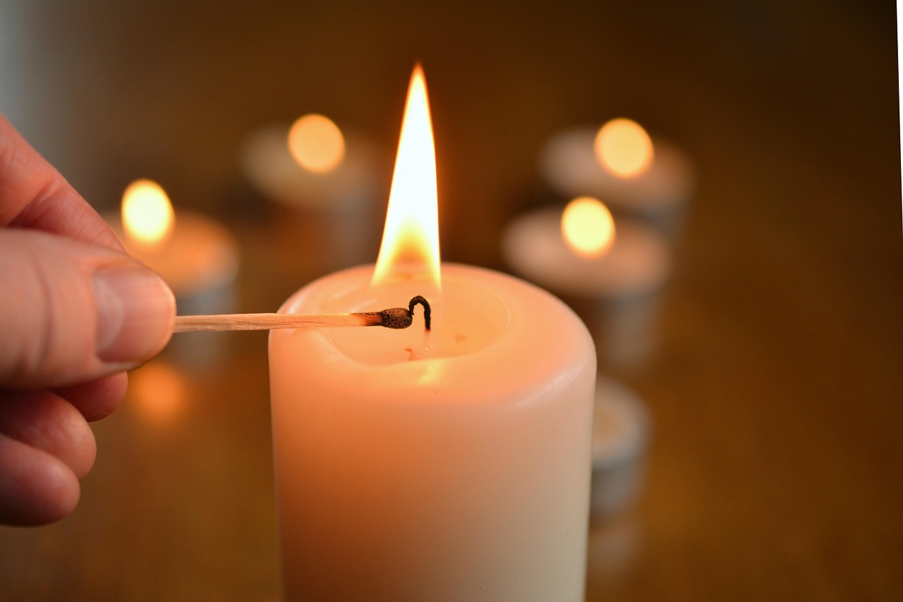 candle, light a candle, light, flame, candlelight, burn, christmas time, advent season, advent, match, wick, fire, christmas mood, contemplative